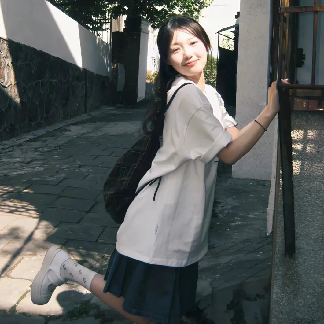女税务员